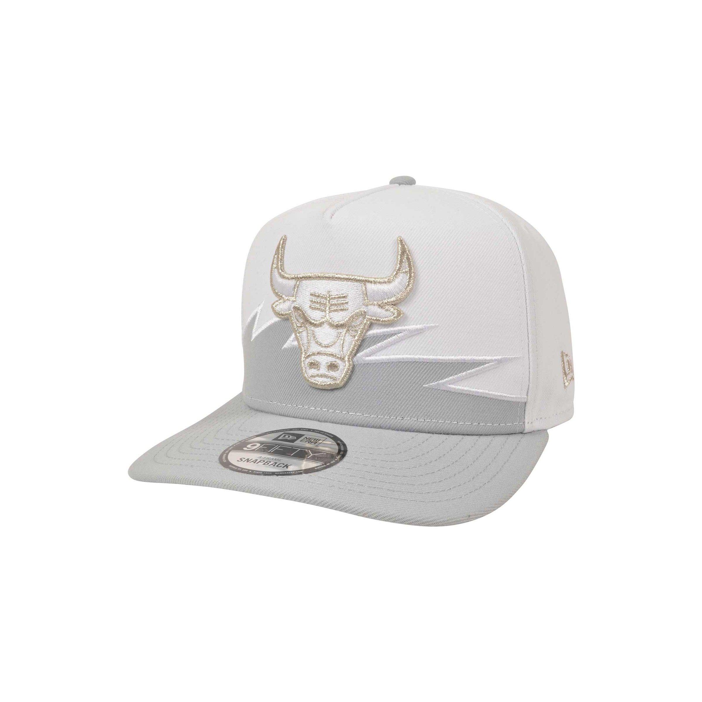 New Era Chicago Bulls 9FIFTY A-Frame Silver V Snapback Hat - White/Silver - WHITE/SILVER